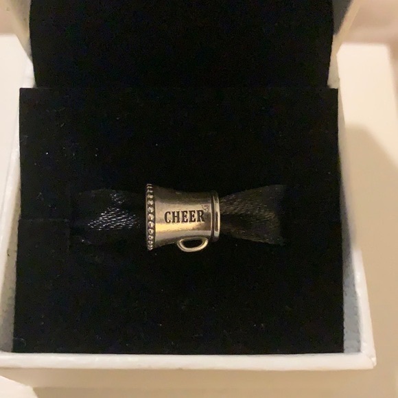 Pandora Cheerleader Charm (Authentic) - Picture 4 of 4